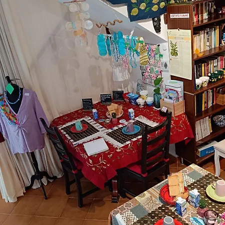 La Graziosa in Suite wifi parcheggio gratuito self check-in Zona Lerici Guercio-3