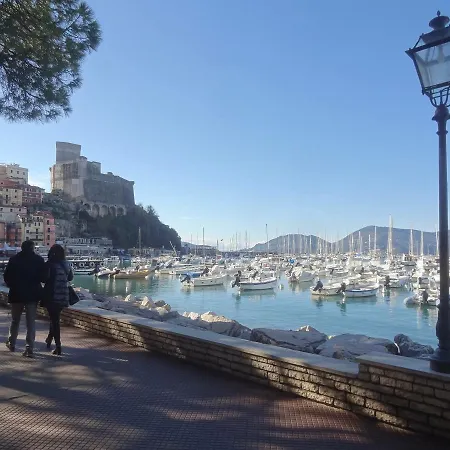 Affittacamere La Baia Di Lerici-3